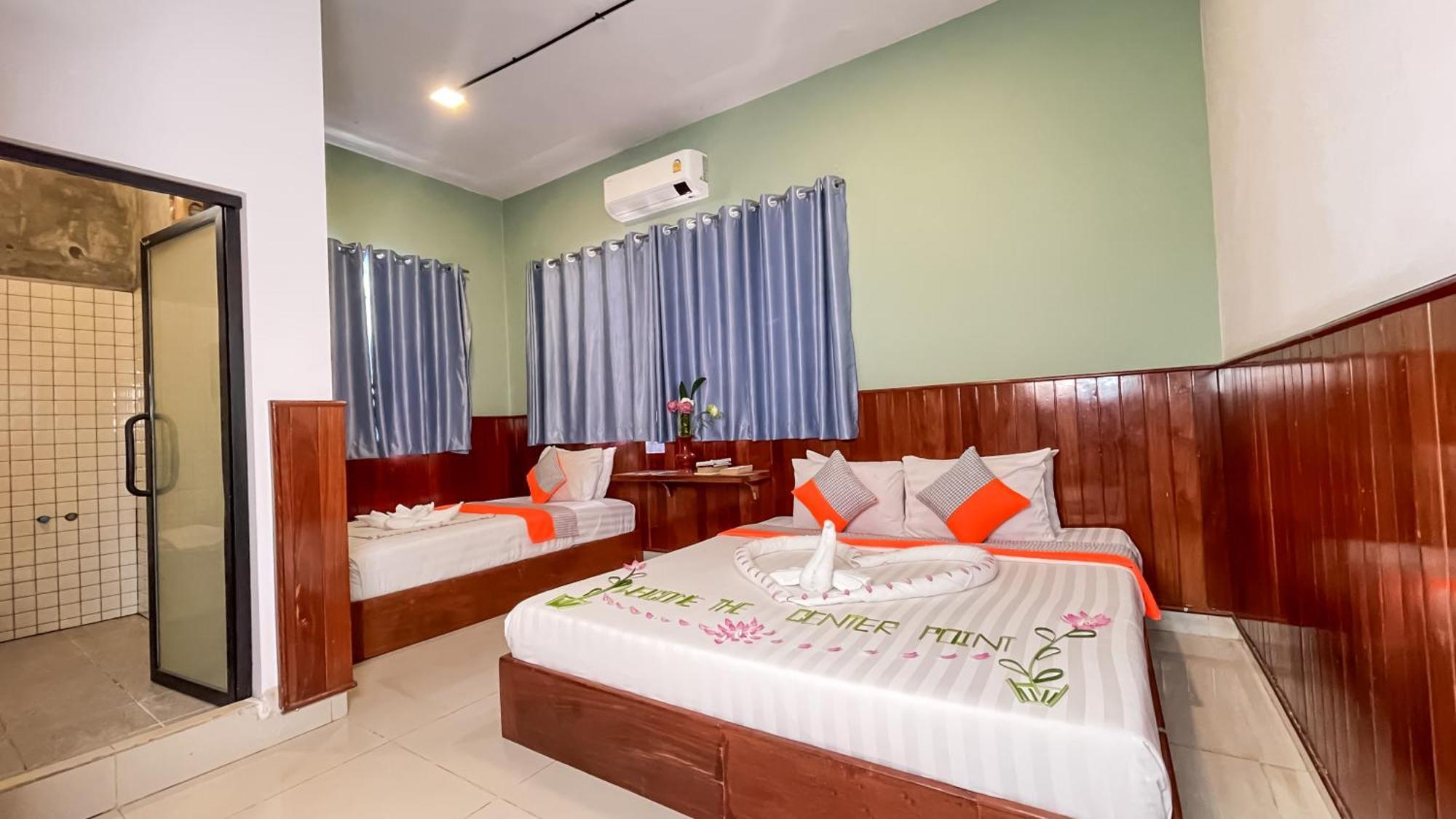 The Center Point Hotel Sziemreap Kültér fotó