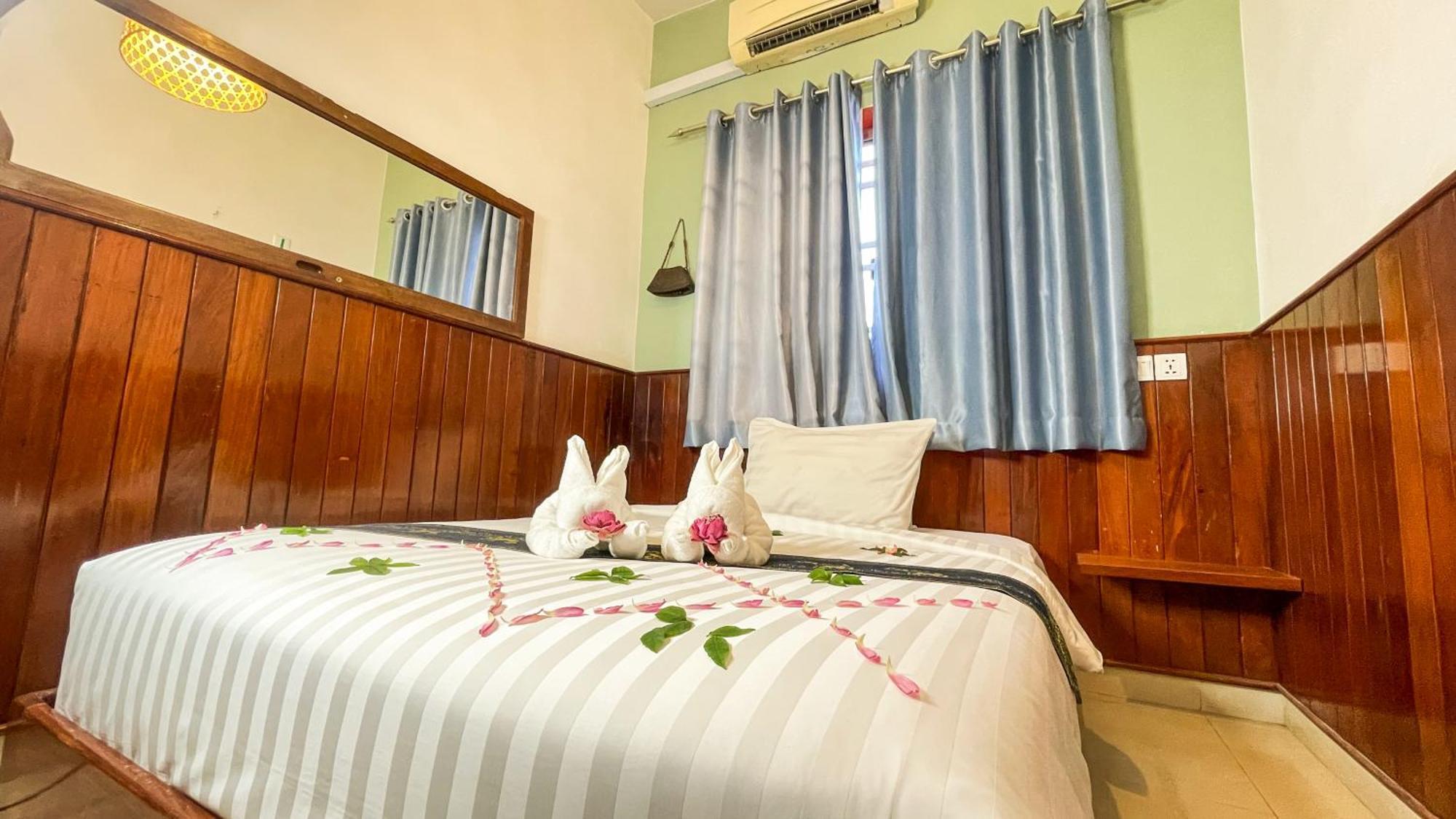 The Center Point Hotel Sziemreap Kültér fotó