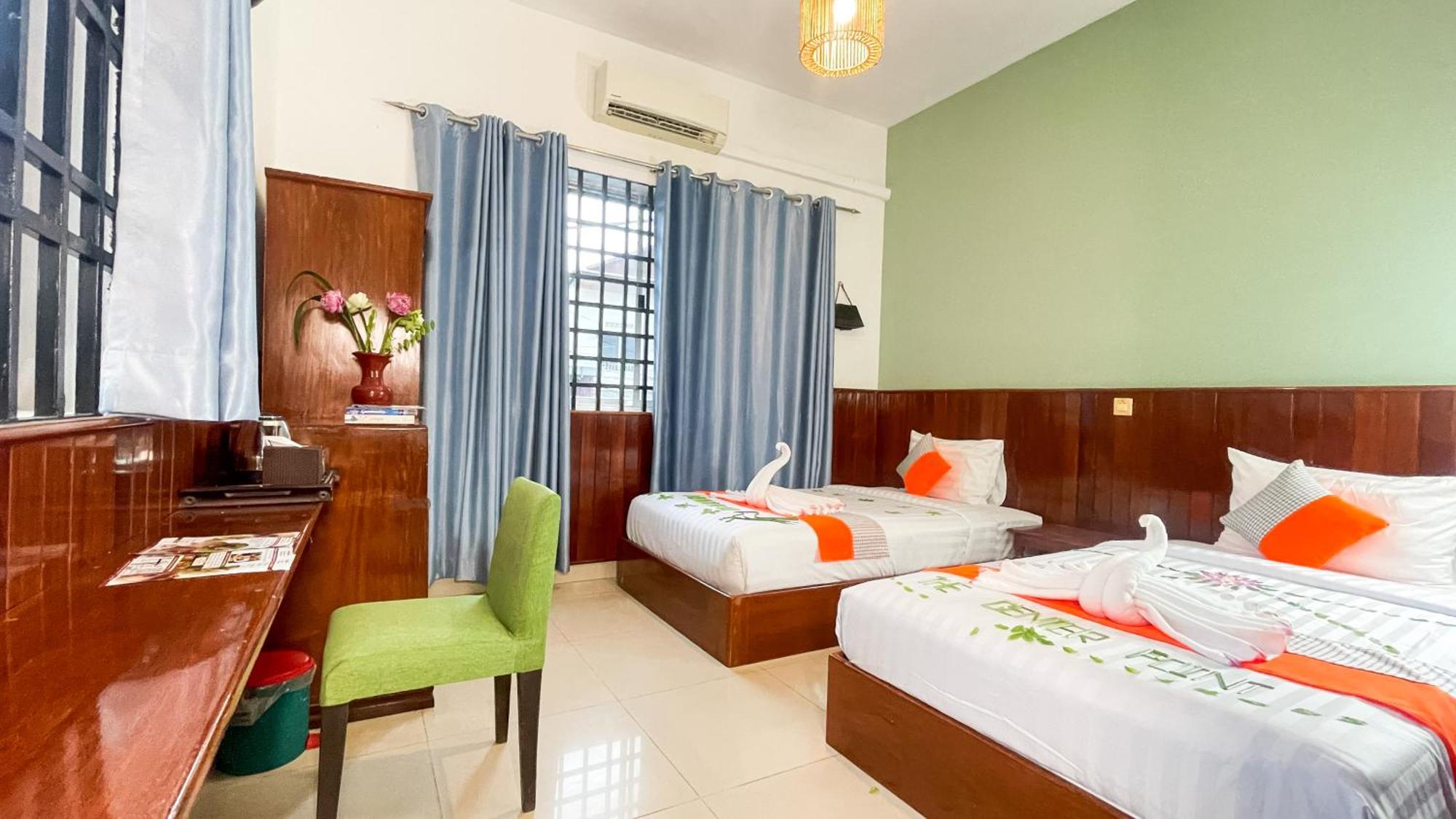 The Center Point Hotel Sziemreap Kültér fotó