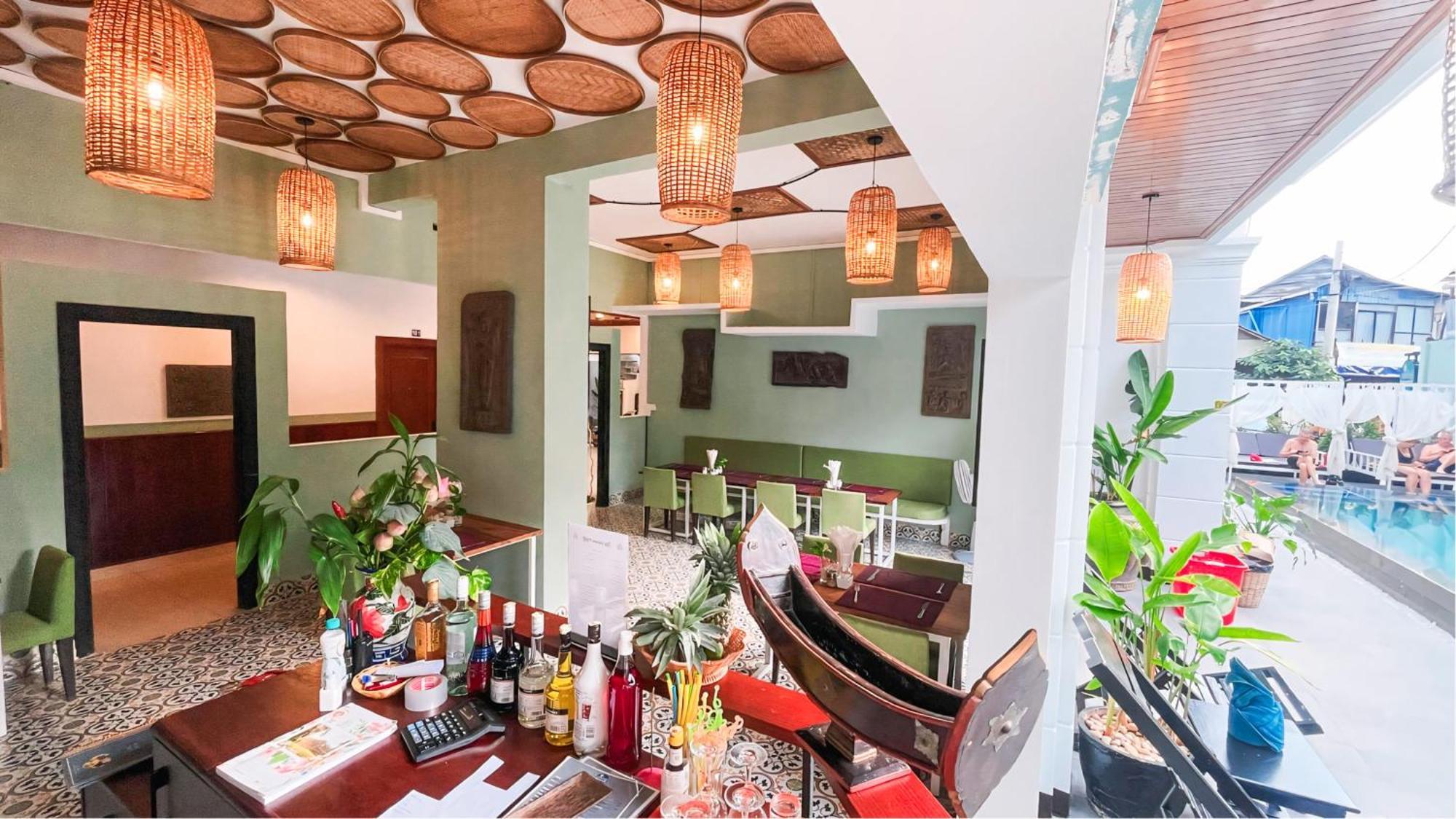 The Center Point Hotel Sziemreap Kültér fotó