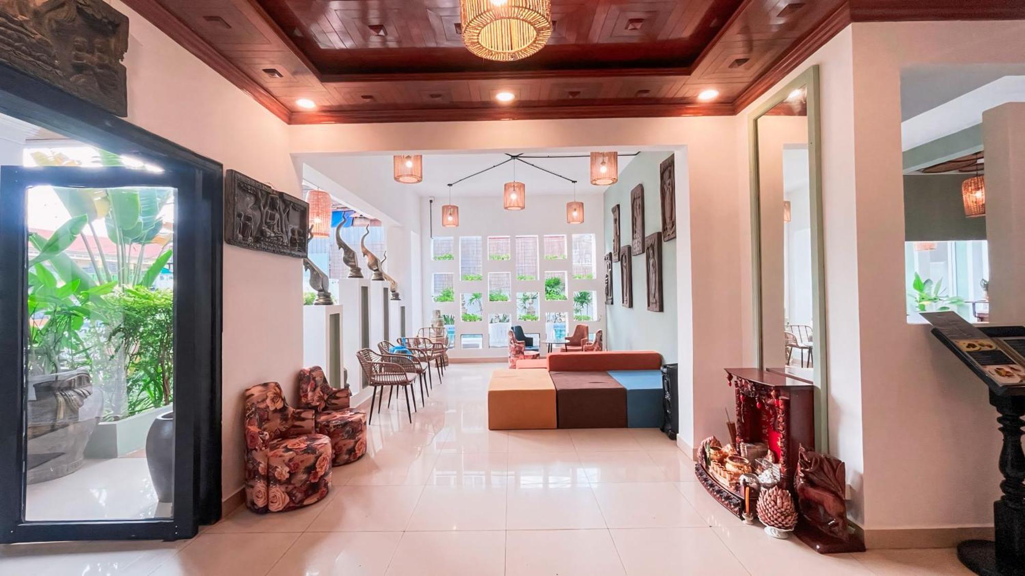 The Center Point Hotel Sziemreap Kültér fotó