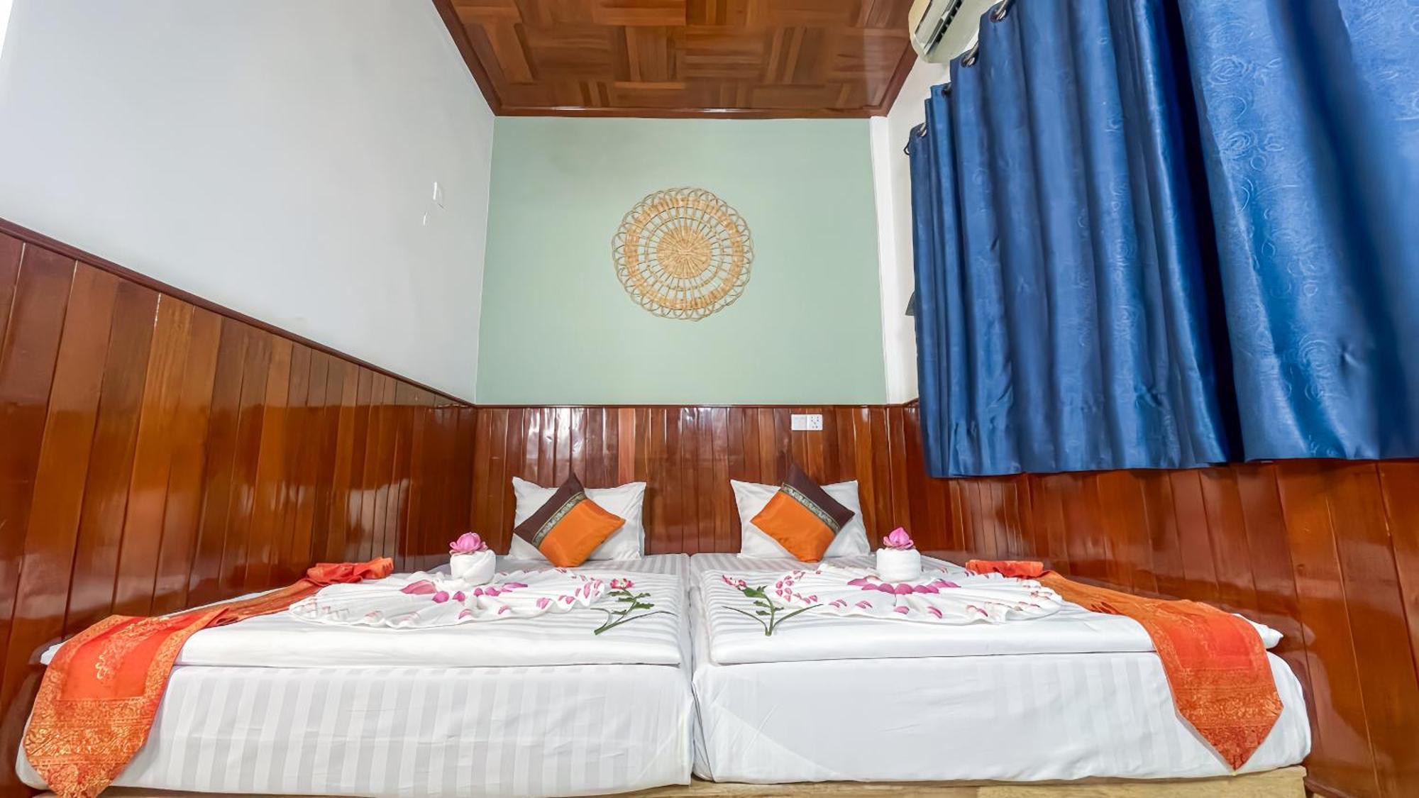 The Center Point Hotel Sziemreap Kültér fotó