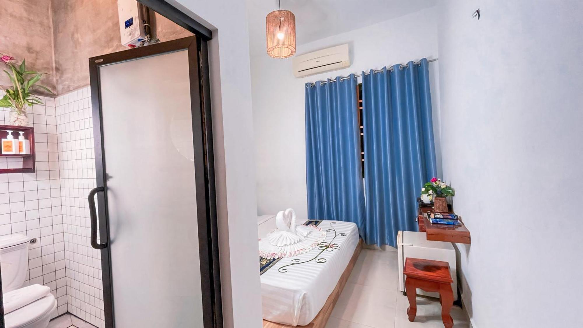The Center Point Hotel Sziemreap Szoba fotó